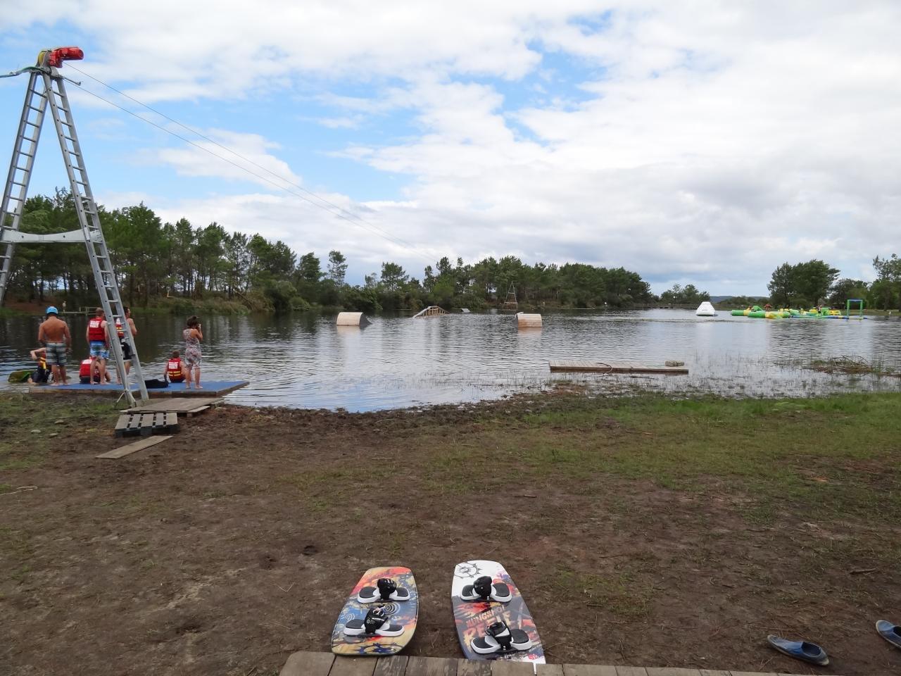 2013-l-ile-aux-enfants-le-wake-park